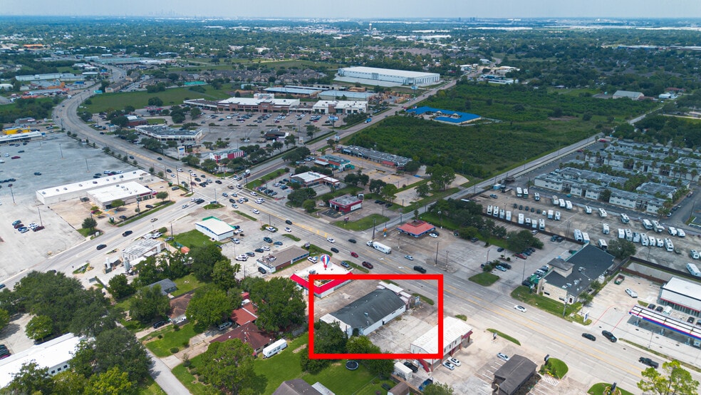 7006 Spencer Hwy, Pasadena, TX for sale - Aerial - Image 3 of 11