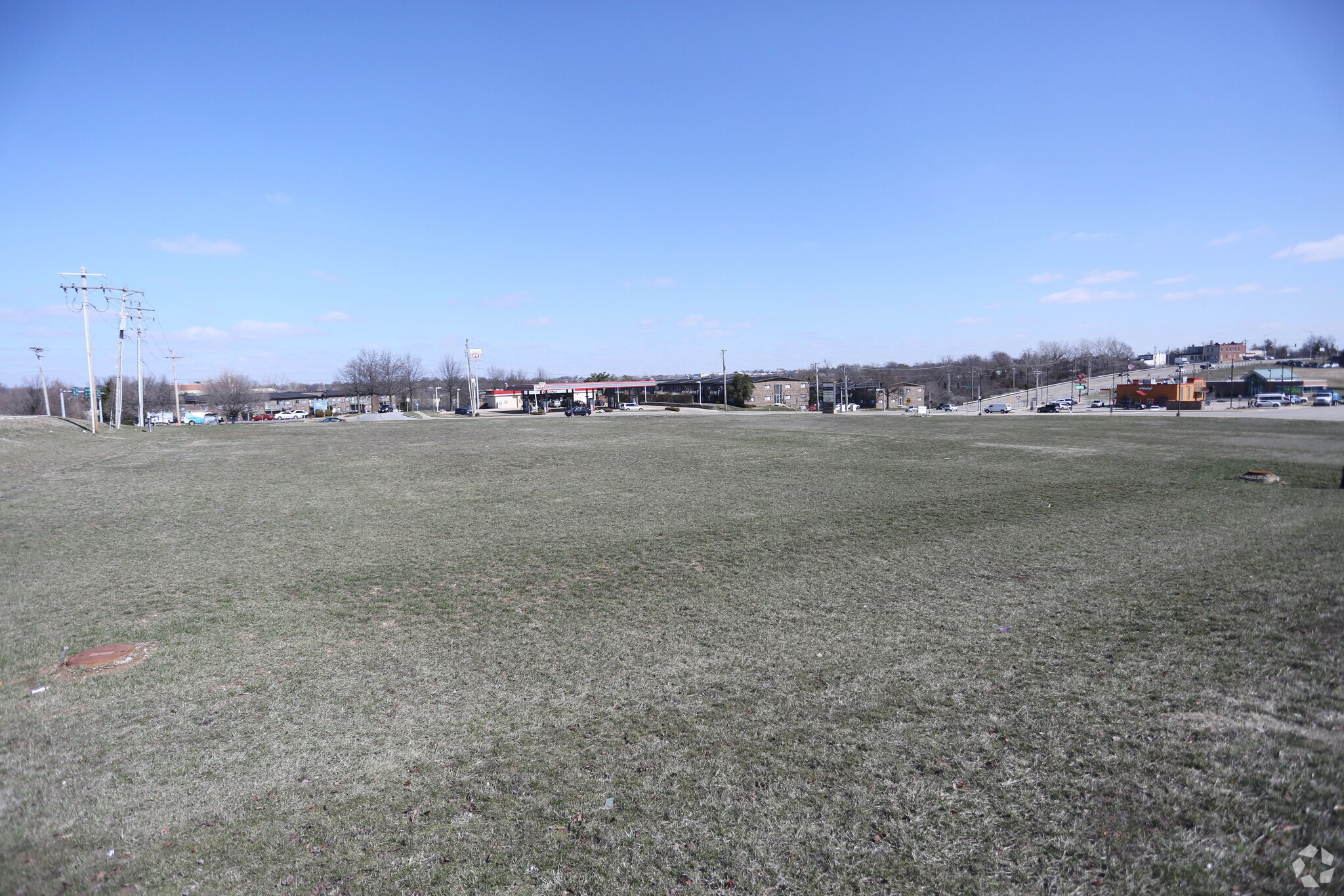 4209 Midamerica Ln, Saint Louis, MO à louer Photo principale- Image 1 de 10