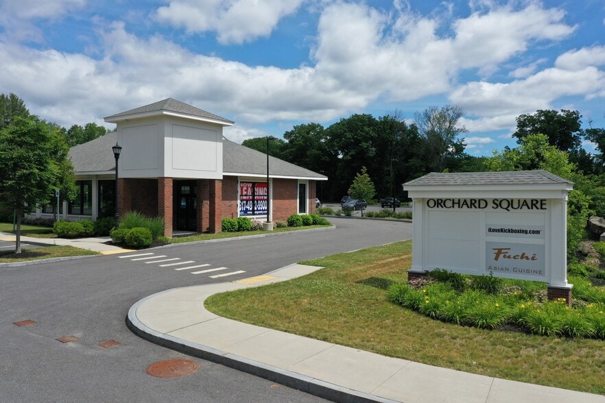 345-355 Littleton Rd, Westford, MA for lease - Building Photo - Image 3 of 8