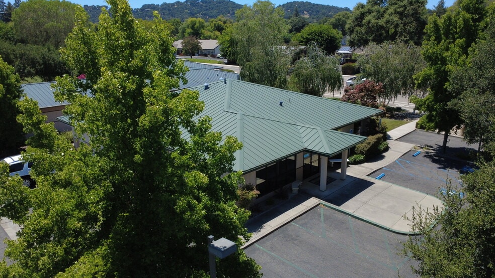 7405 Morro Rd, Atascadero, CA for lease - Building Photo - Image 2 of 7