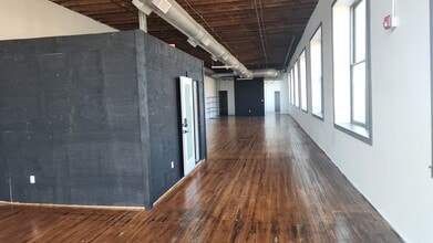 803 S Garden St, Columbia, TN à louer Photo intérieure- Image 1 de 7