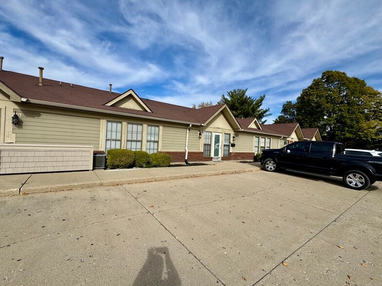 200 Professional Ct, Lafayette, IN à louer - Photo du bâtiment - Image 2 de 18