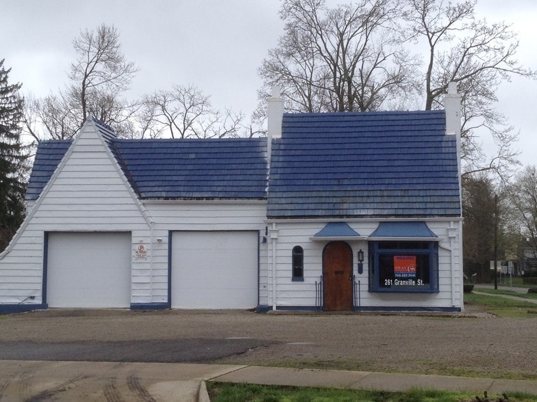 261 Granville St, Newark, OH for sale - Building Photo - Image 1 of 5
