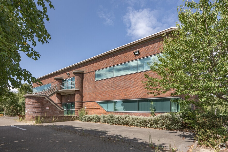 2410 Aztec W, Almondsbury for lease - Building Photo - Image 2 of 4