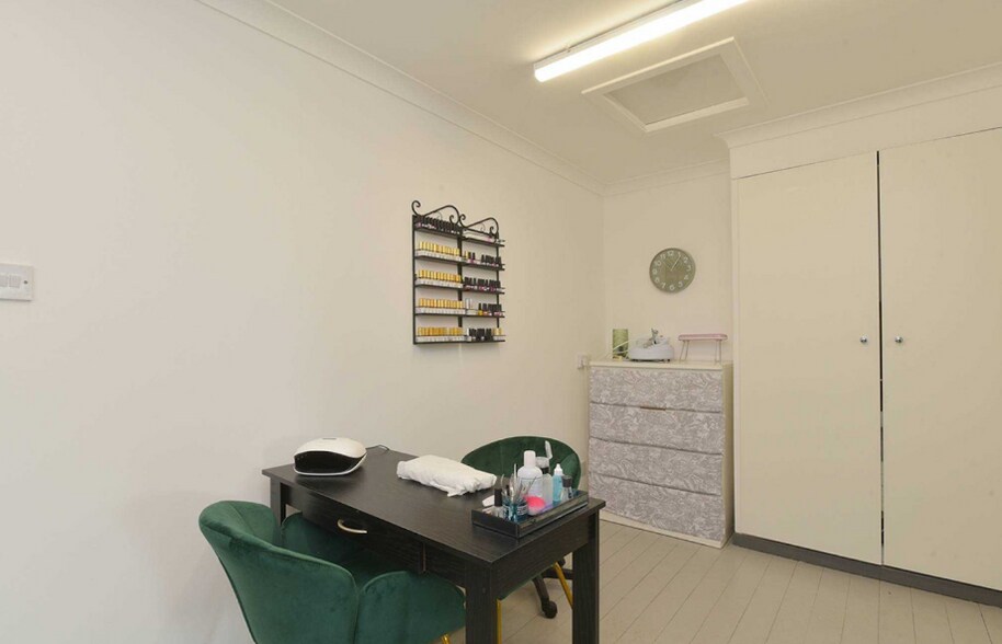 3 Loganlea Rd, Addiewell à vendre - Photo intérieure - Image 3 de 7