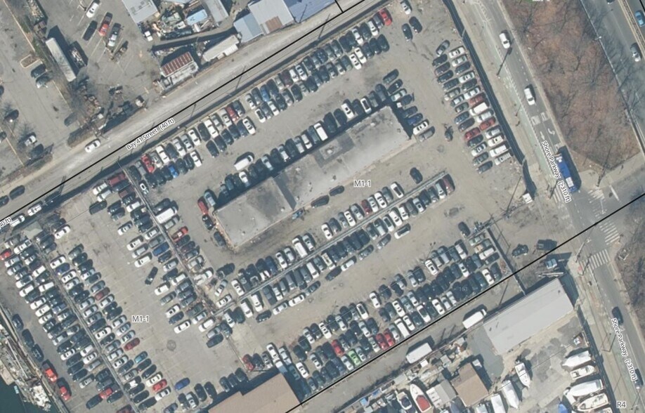 417 BAY 41 STREET, Brooklyn, NY à louer - Photo du bâtiment - Image 1 de 8