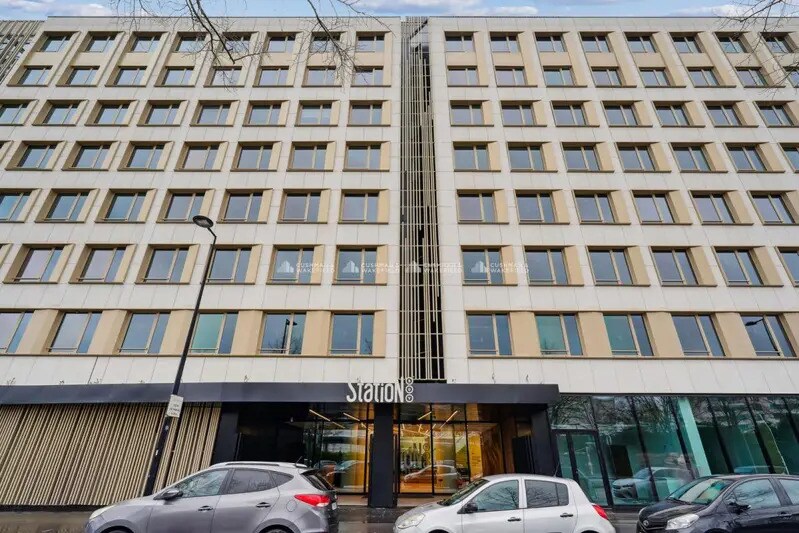 1-3 Rue Stephenson, Montigny-le-Bretonneux for lease - Building Photo - Image 2 of 33