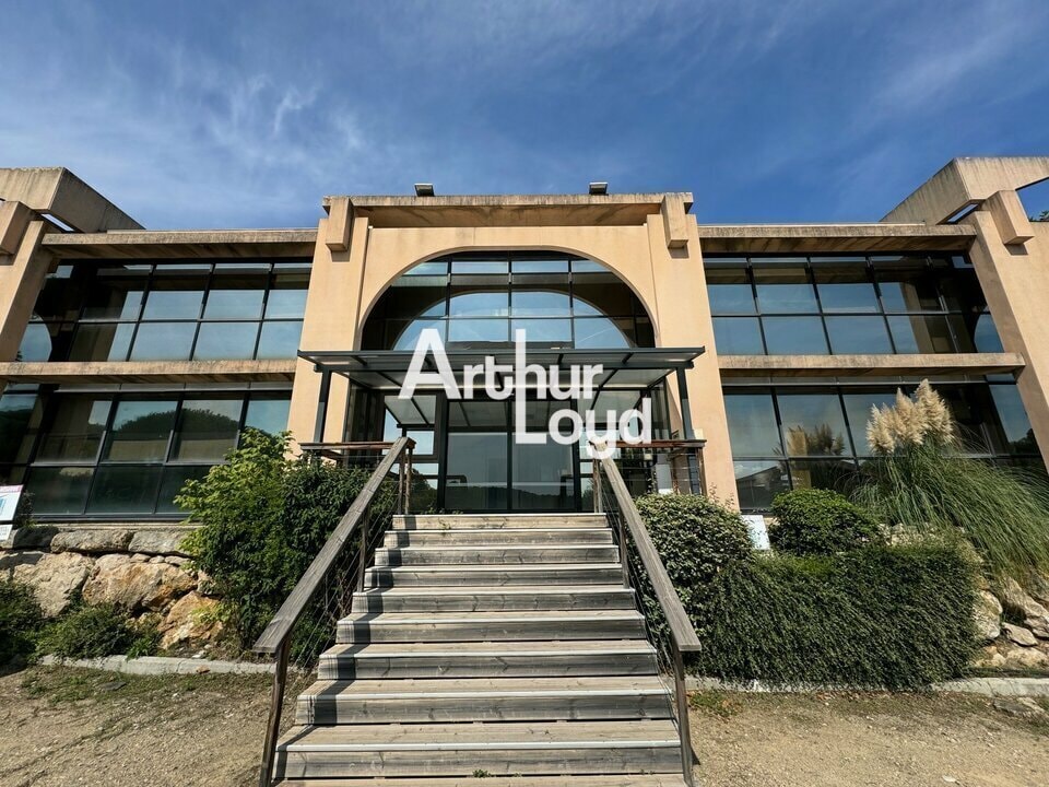Office in Valbonne for sale Building Photo- Image 1 of 8