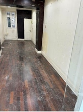 76 Avenue De Saint-Ouen, Paris for lease Interior Photo- Image 2 of 2