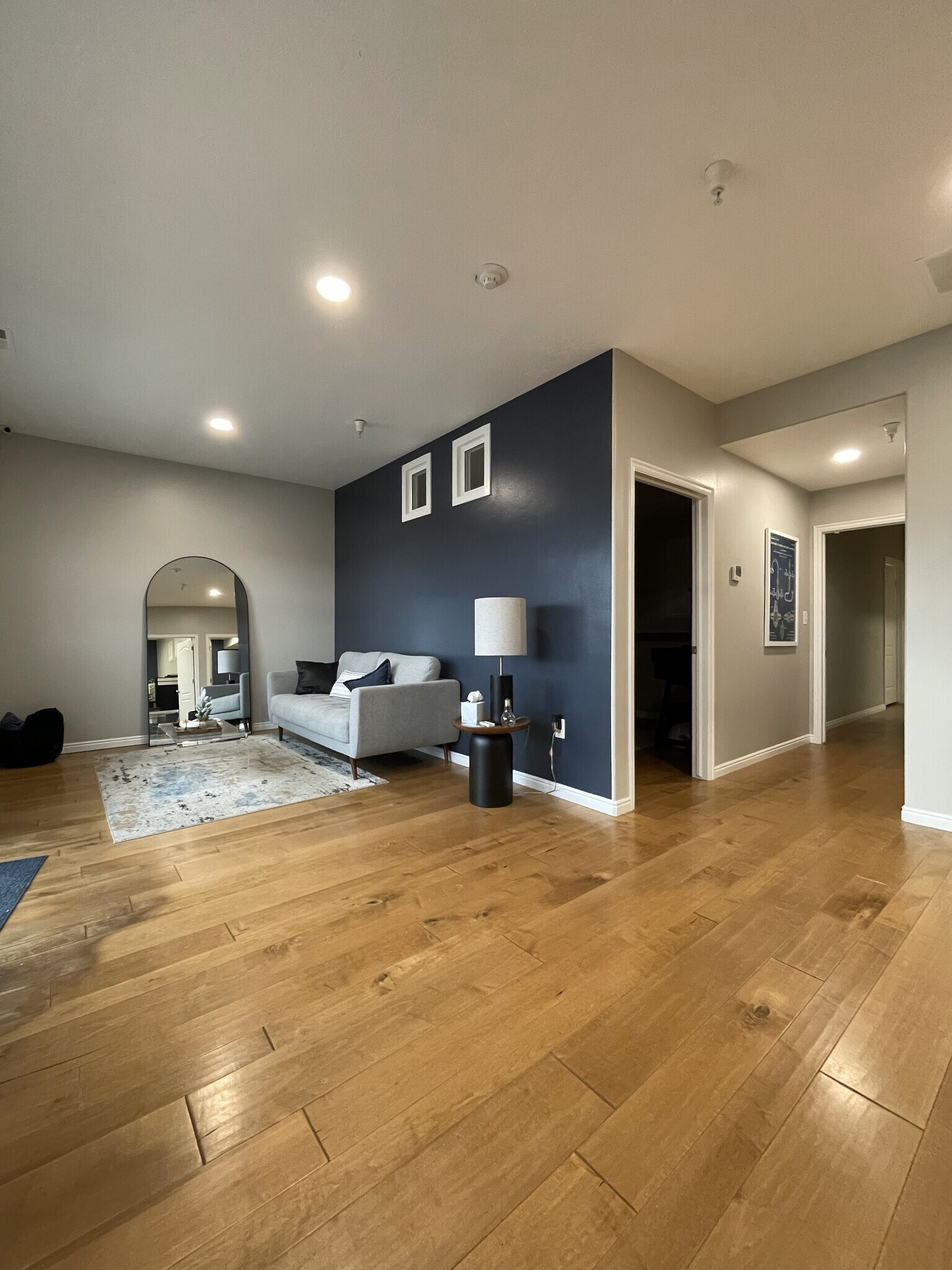 334 N Marshall Way, Layton, UT for lease Interior Photo- Image 1 of 12