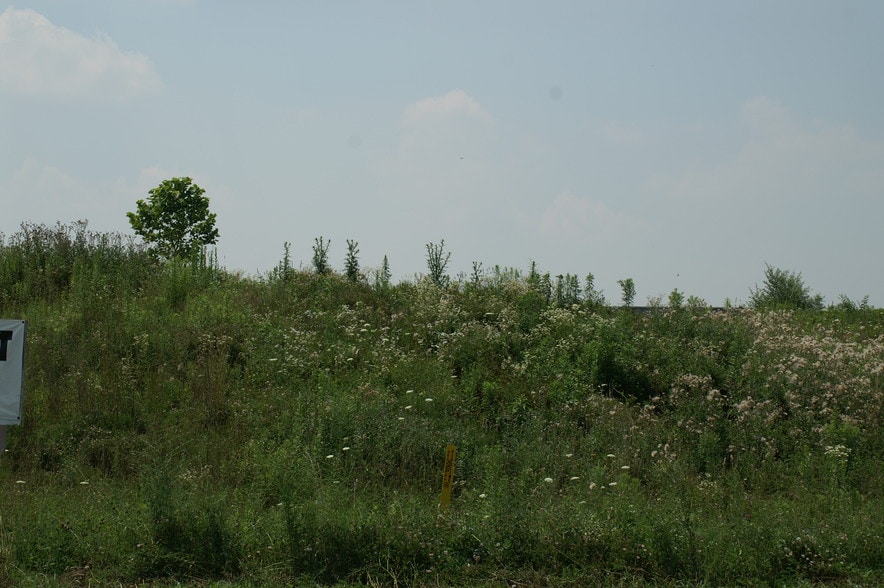 Portfolio of 4 parcels - 11.4 Acres portfolio of 4 properties for sale on LoopNet.ca - Other - Image 3 of 5