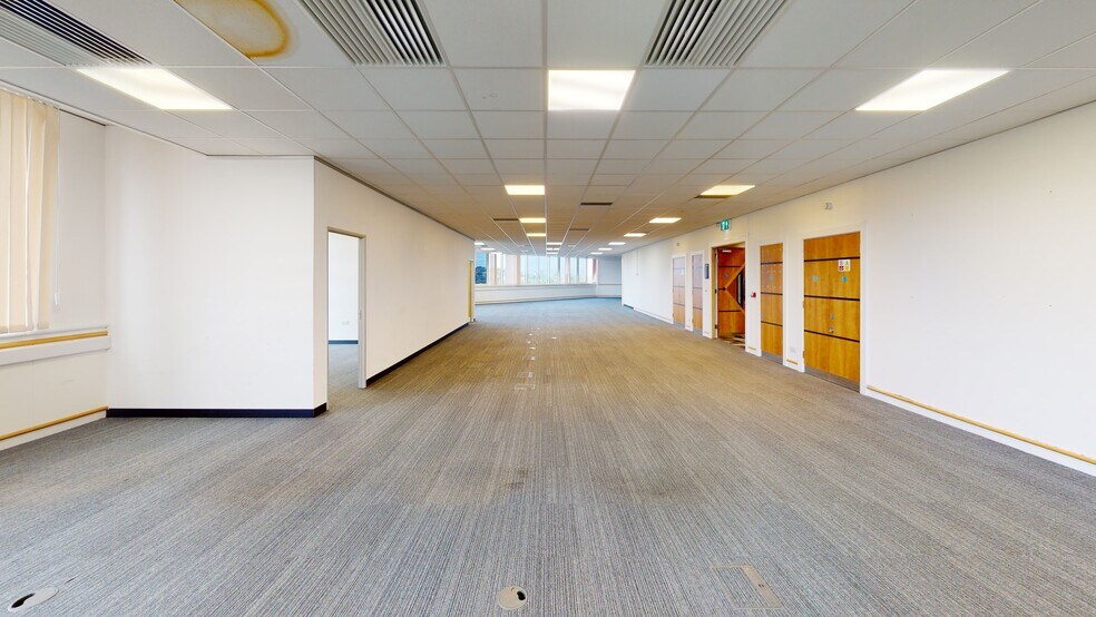 1 Ironmasters Way, Telford à louer - Numérisation 3D de Matterport - Image 2 de 13