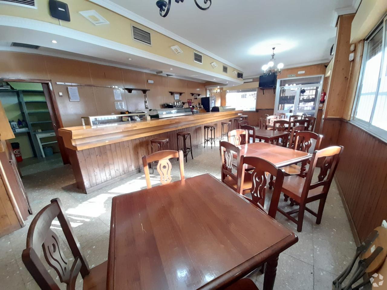 Commerce de détail dans Azuqueca de Henares, Guadalajara à louer Photo intérieure- Image 1 de 2