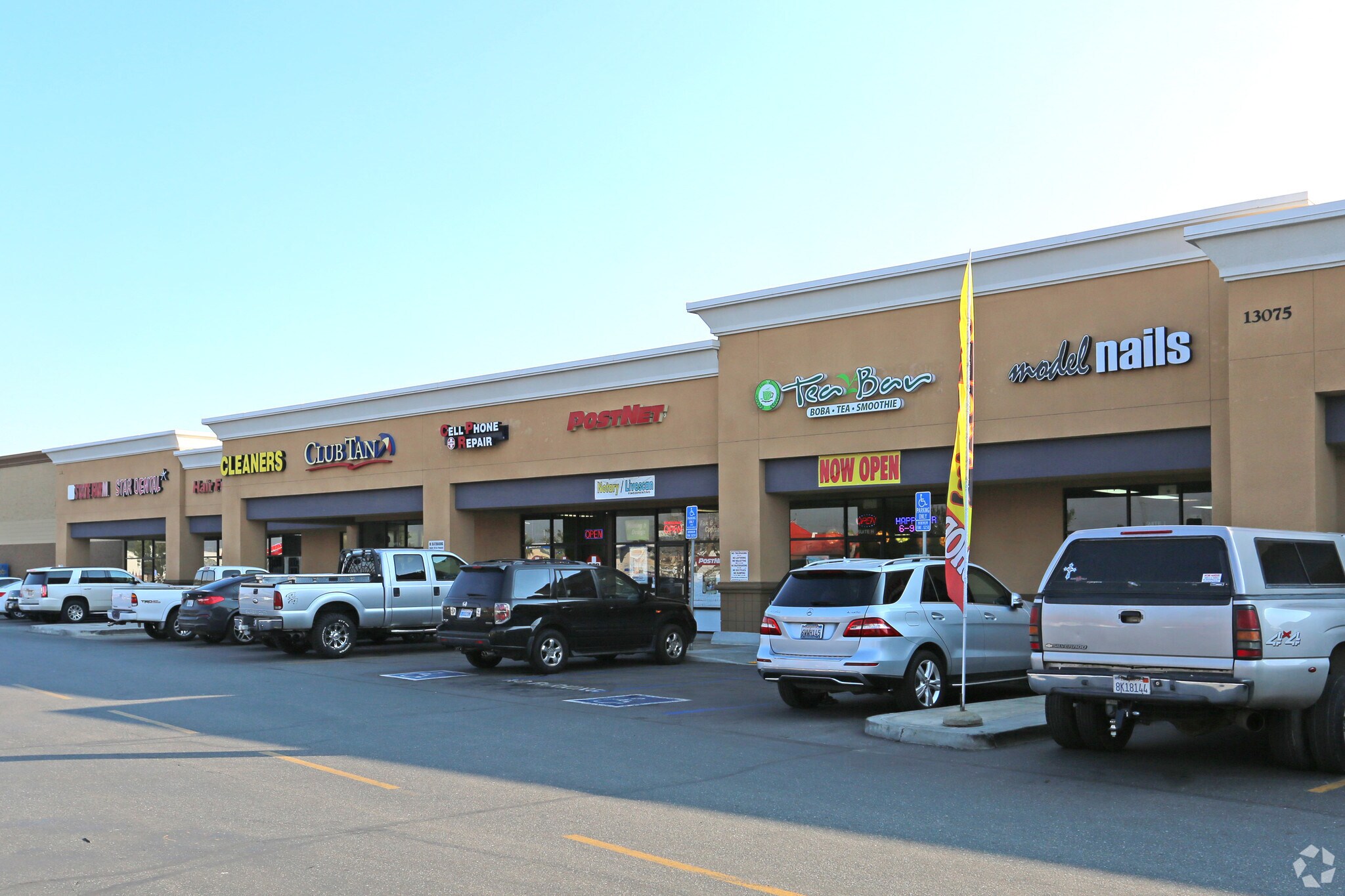 13075 Rosedale Hwy, Bakersfield, CA à louer Photo principale- Image 1 de 21