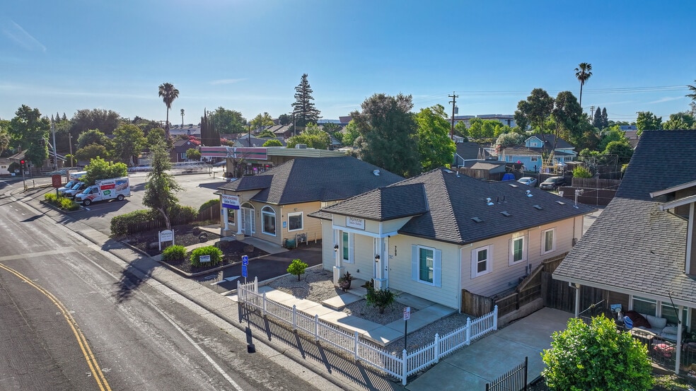 707-709 Natoma St, Folsom, CA for sale - Building Photo - Image 2 of 30