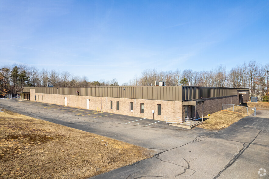 125 Butler Dr, Hazleton, PA for lease - Building Photo - Image 2 of 5