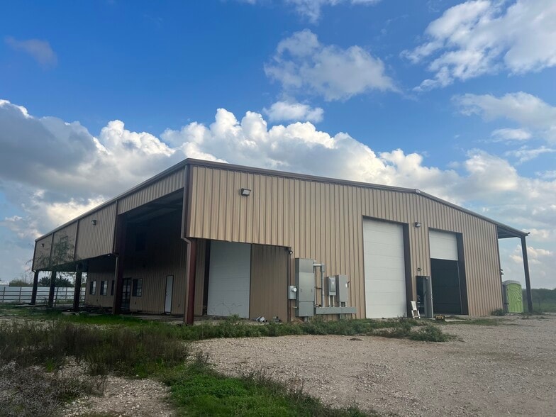 36847 Richard Frey Rd, Hempstead, TX for lease - Primary Photo - Image 3 of 30