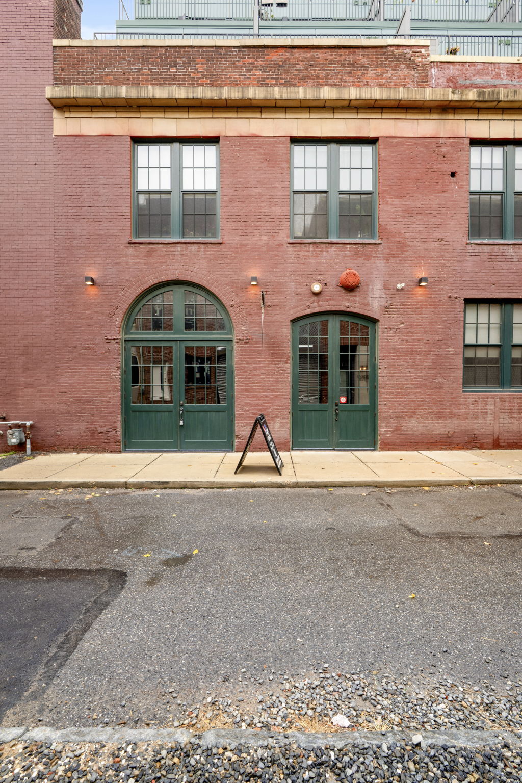 2041 Coral St, Philadelphia, PA for lease Building Photo- Image 1 of 16