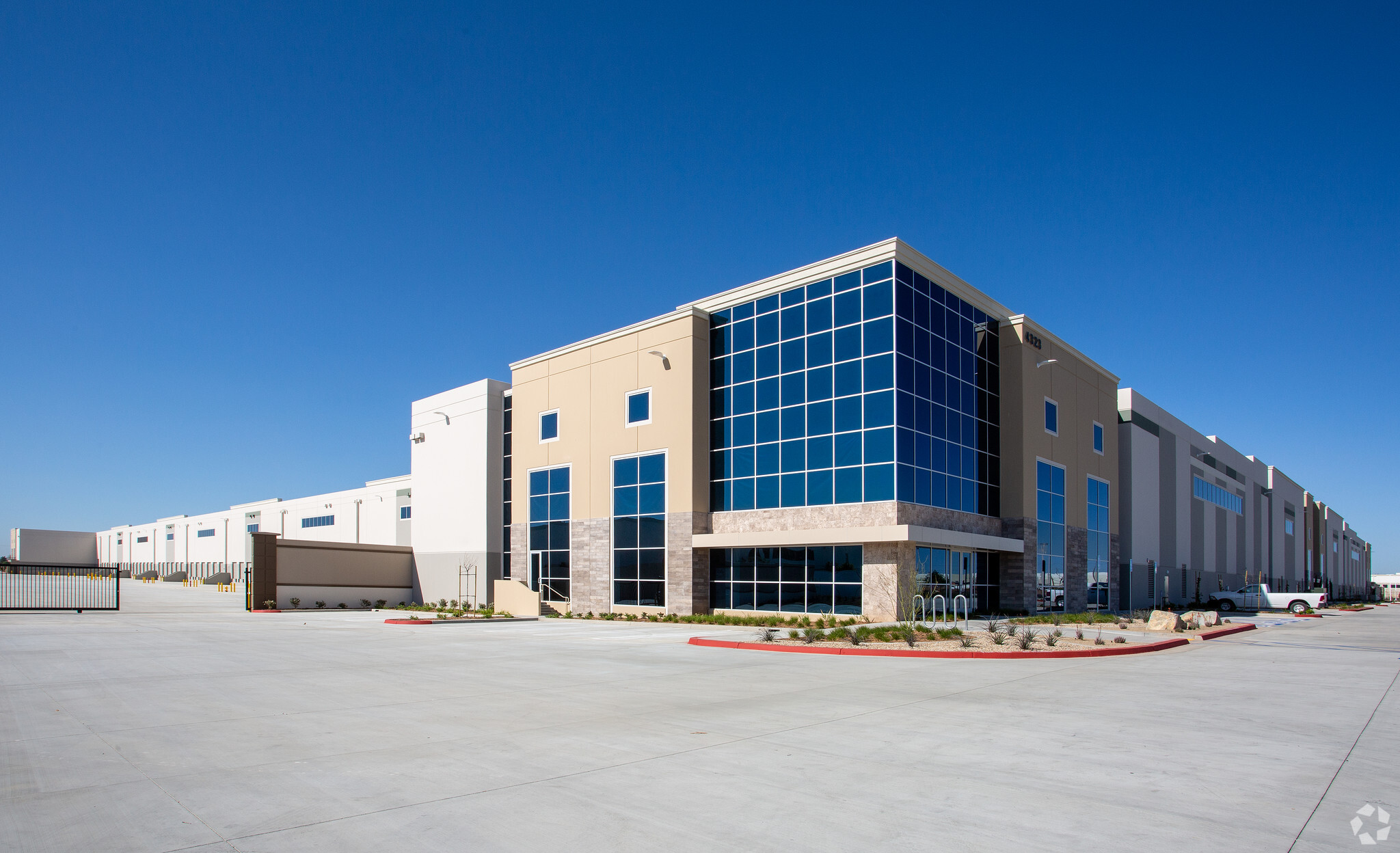 Indian & Markham, Perris, CA for sale Building Photo- Image 1 of 1