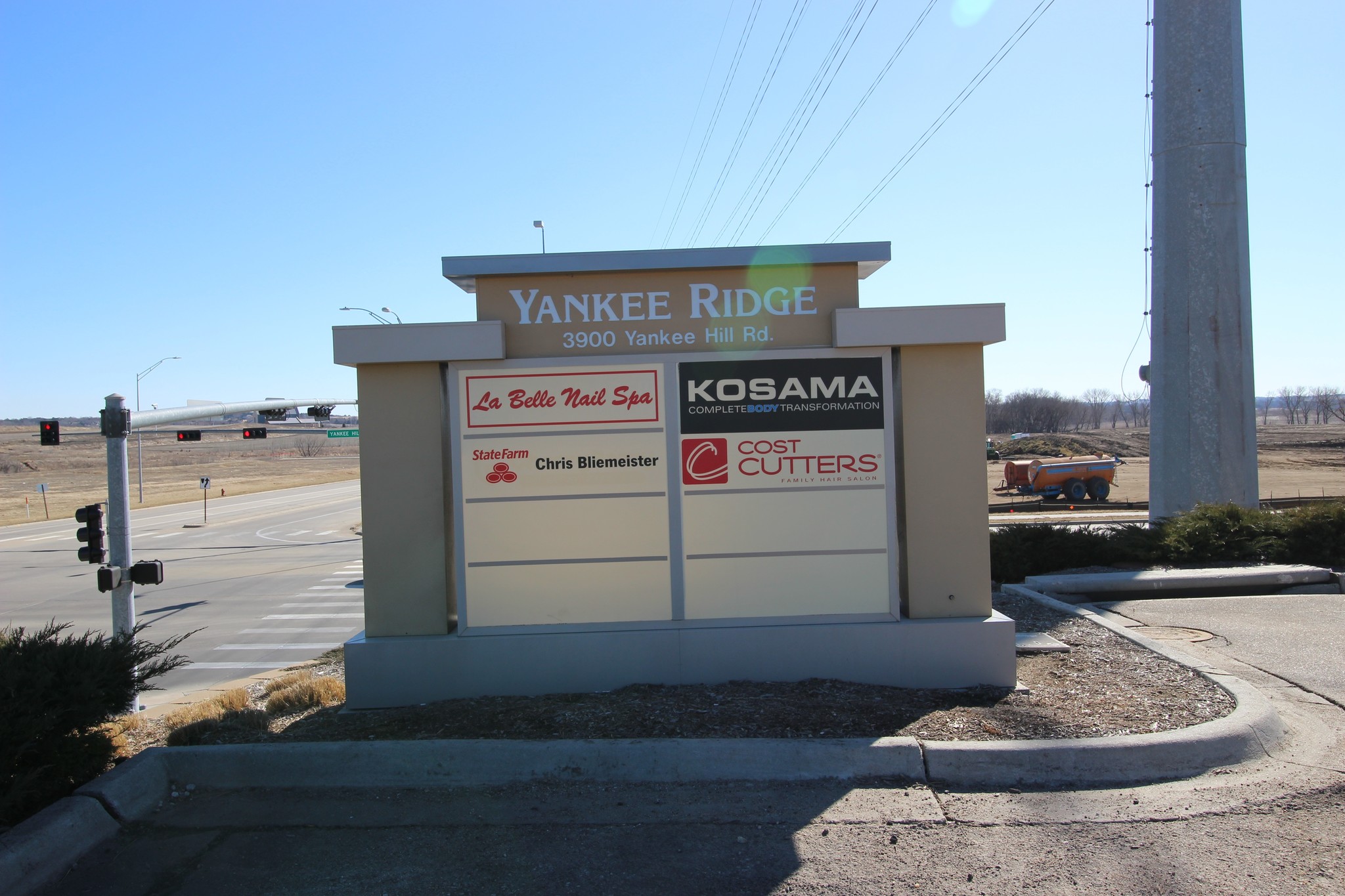 3900 Yankee Hill Rd, Lincoln, NE for sale Building Photo- Image 1 of 1