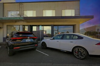 699 Portola Dr, San Francisco, CA à louer Photo intérieure- Image 1 de 31