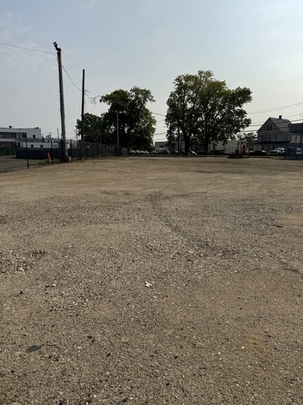 415 Fairfield Ave, Stamford, CT for lease - Building Photo - Image 2 of 5