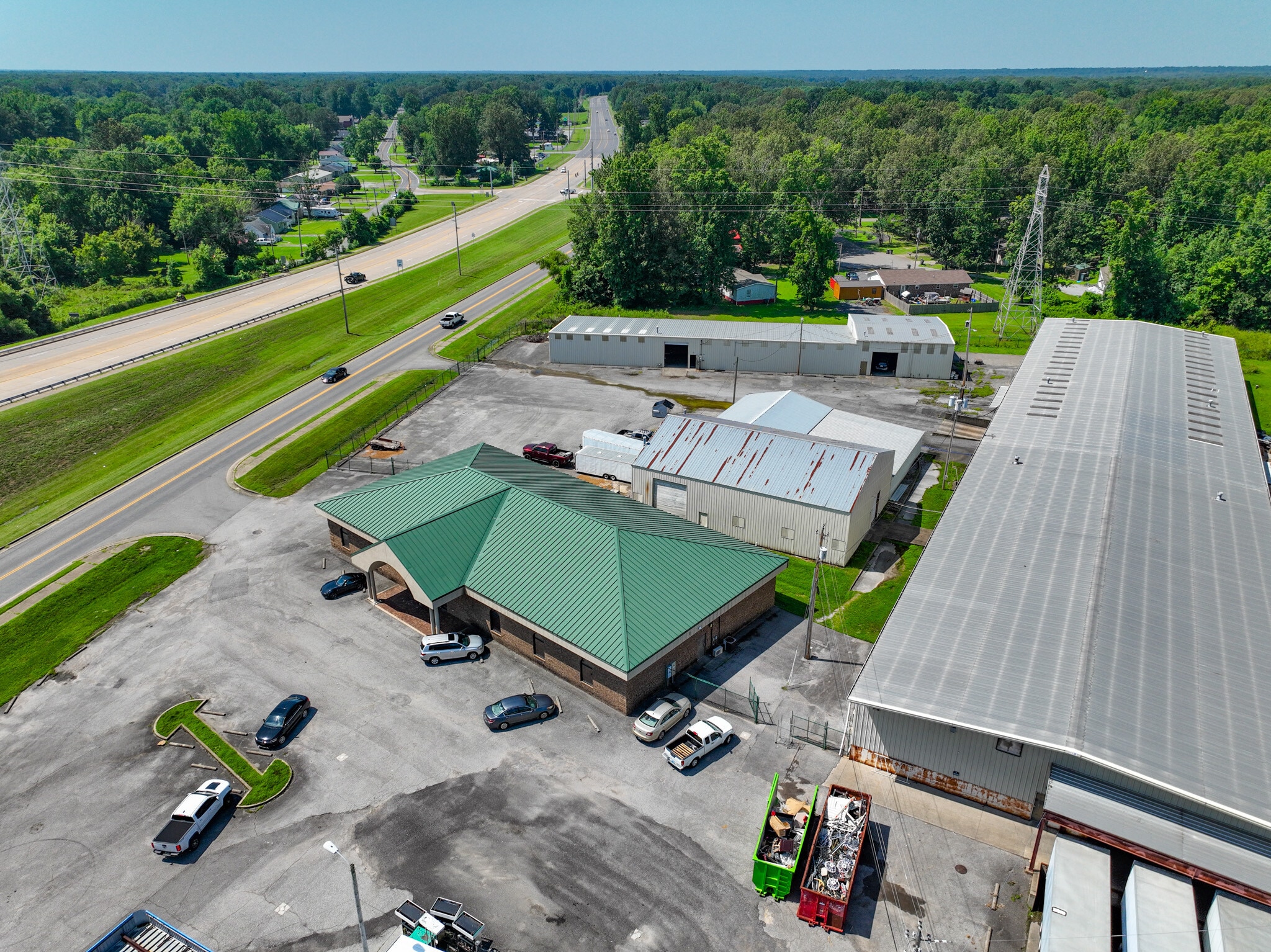 3229 Benton Rd, Paducah, KY portfolio of 5 properties for sale on LoopNet.ca Building Photo- Image 1 of 78