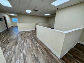 535 Broadhollow Rd, Melville, NY à louer Photo intérieure- Image 2 de 3