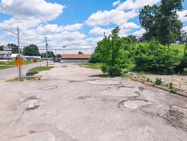 East Arcadia Street St, Dawson Springs, KY for sale Primary Photo- Image 1 of 5