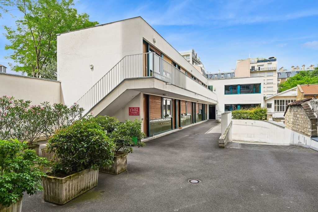 16 Rue Du Docteur Roux, Paris à vendre Photo du bâtiment- Image 1 de 10