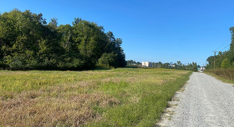 901 Wiggins, Emporia, VA à vendre - Photo du bâtiment - Image 2 de 3