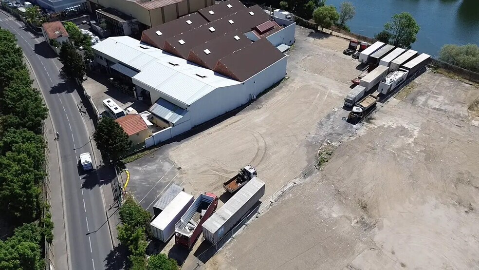 Rue Casimir Périer, Bezons à louer - Photo du bâtiment - Image 2 de 15