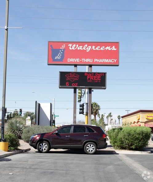 2400 E Tropicana Ave, Las Vegas, NV for lease - Building Photo - Image 2 of 4
