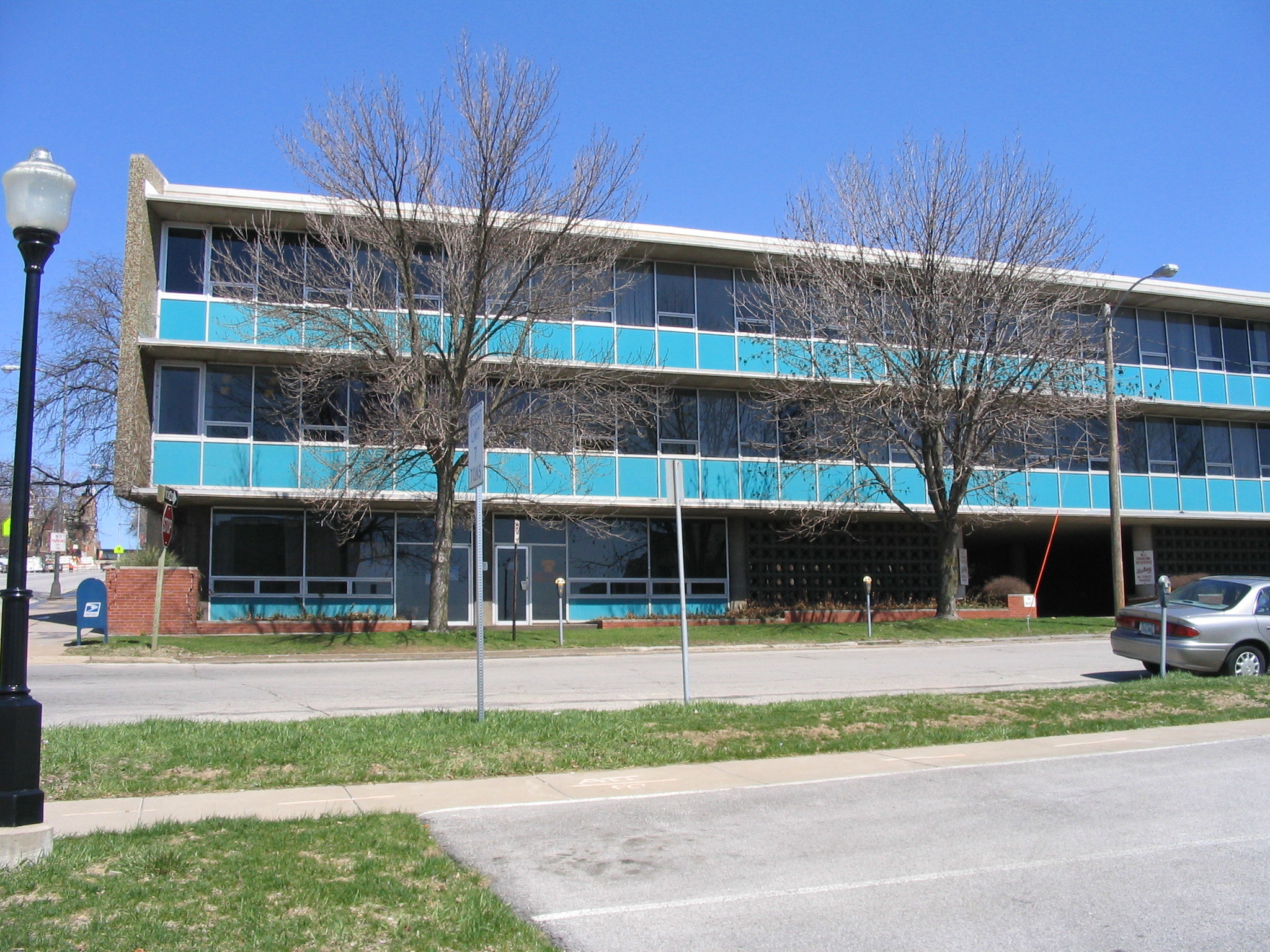 601 Brady St, Davenport, IA for sale Primary Photo- Image 1 of 1