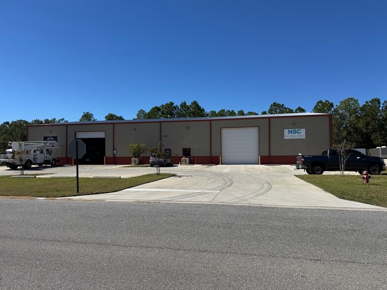 3405 Steel Rail Dr, Bunnell, FL à vendre - Photo du bâtiment - Image 3 de 8
