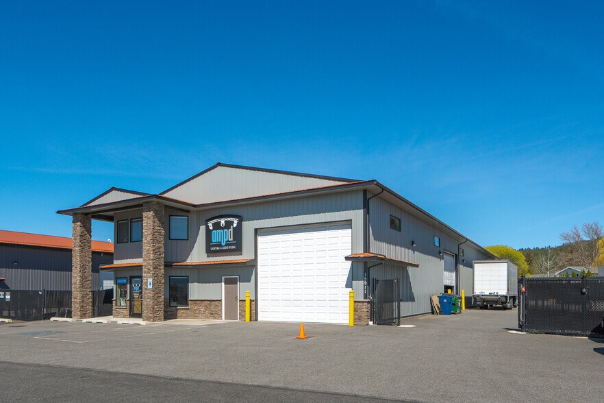 15911 E Trent Ave, Spokane Valley, WA à vendre - Photo du bâtiment - Image 2 de 28