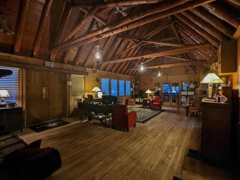 2255 W Lake Blvd, Tahoe City, CA à vendre - Photo du bâtiment - Image 3 de 8