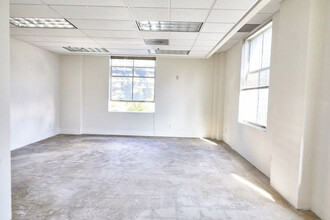 605 W Olympic Blvd, Los Angeles, CA for lease Interior Photo- Image 2 of 11