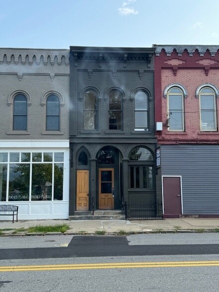 428 Pennsylvania Ave W, Warren, PA à louer - Photo du bâtiment - Image 1 de 16