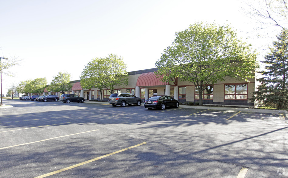 7101 S Adams St, Willowbrook, IL for sale - Building Photo - Image 1 of 1