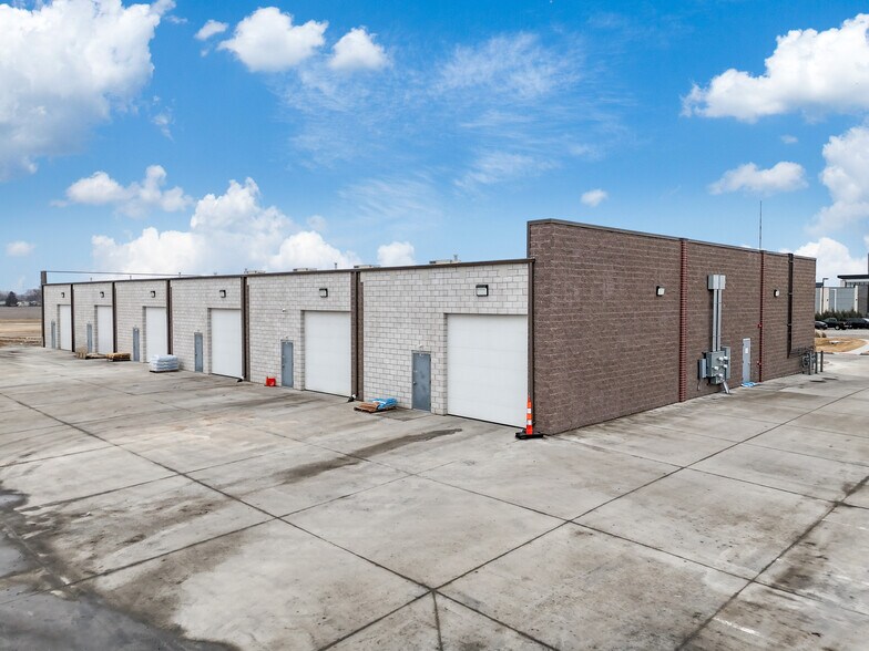 1861 SE Princeton Dr, Grimes, IA for lease - Building Photo - Image 2 of 2