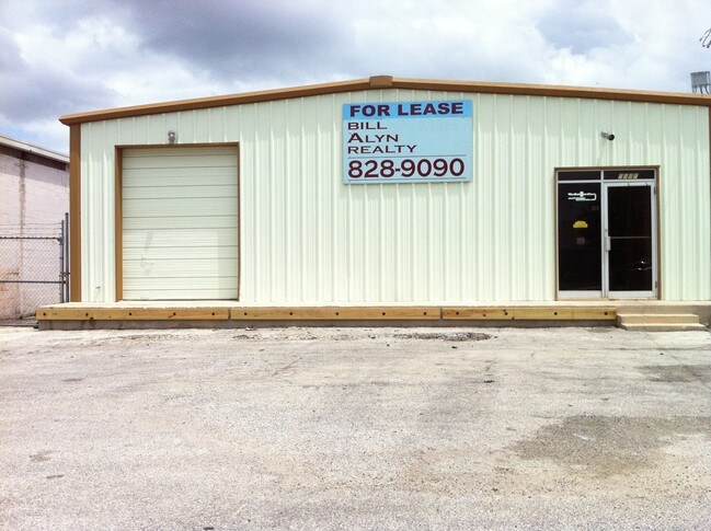 More details for 8446 Gault Ln, San Antonio, TX - Flex for Lease