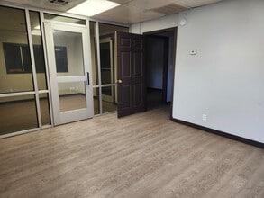 4707 Enterprise Dr, Oklahoma City, OK à louer Photo intérieure- Image 1 de 6