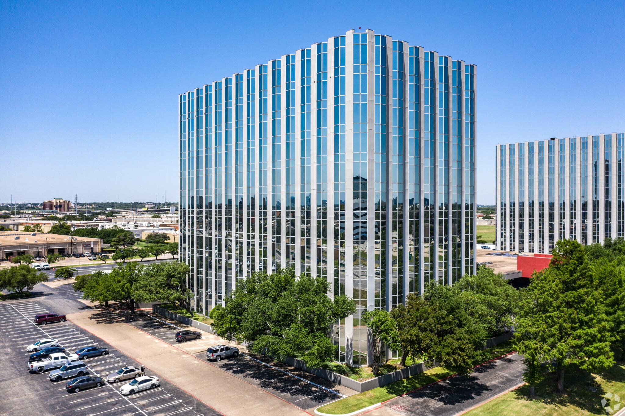 8585 N Stemmons Fwy, Dallas, TX for sale Primary Photo- Image 1 of 17