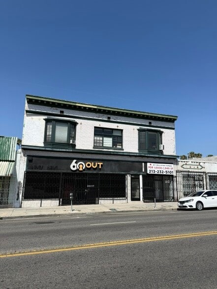 133-135 S Western Ave, Los Angeles, CA à louer - Photo du bâtiment - Image 2 de 5