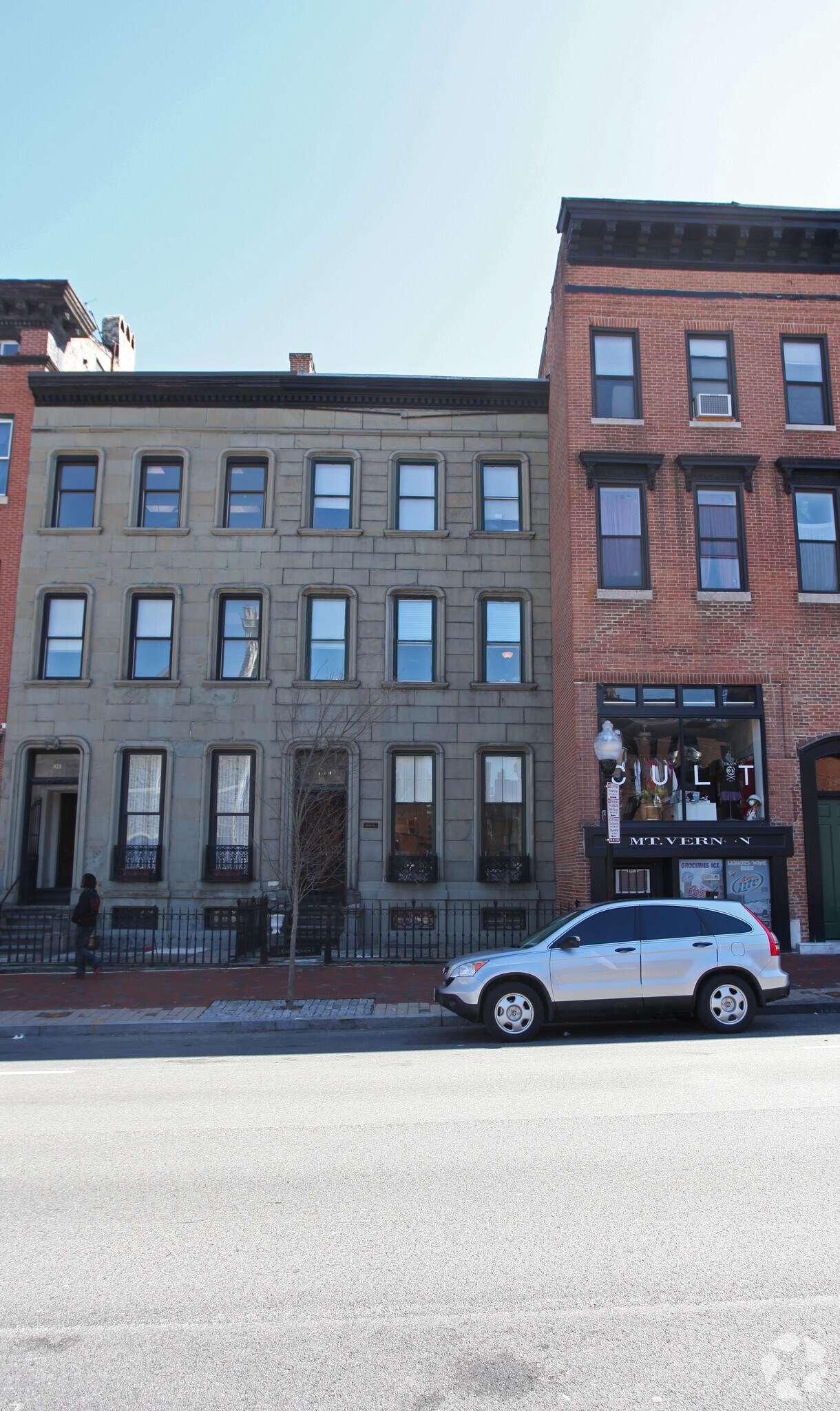819 N Charles St, Baltimore, MD à vendre Photo du bâtiment- Image 1 de 3