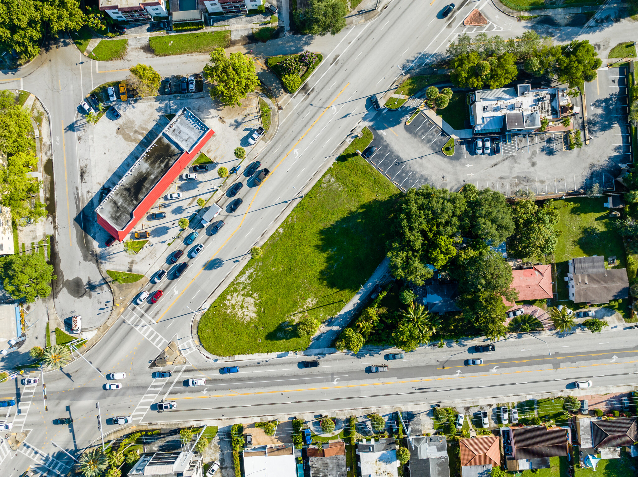 13505 W Dixie Hwy, North Miami, FL for lease Primary Photo- Image 1 of 8