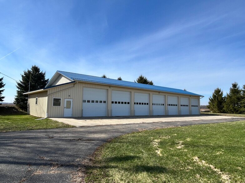 15096 Us Highway 131 S, Schoolcraft, MI à vendre - Photo du bâtiment - Image 2 de 15