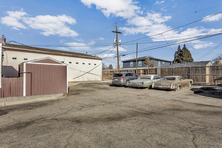 770 Dayton St, Aurora, CO à louer - Photo du bâtiment - Image 2 de 12