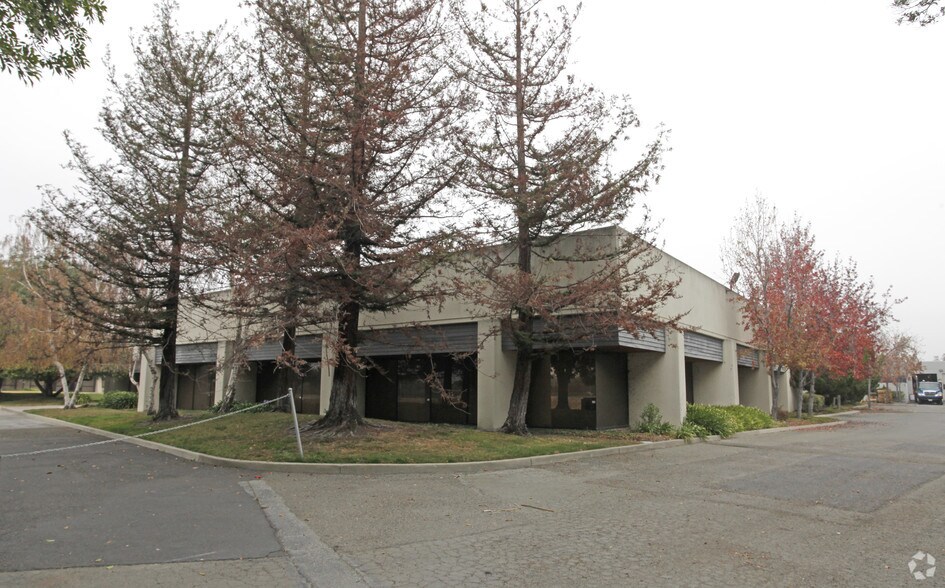 4174 Technology Dr, Fremont, CA à vendre - Photo du bâtiment - Image 3 de 4